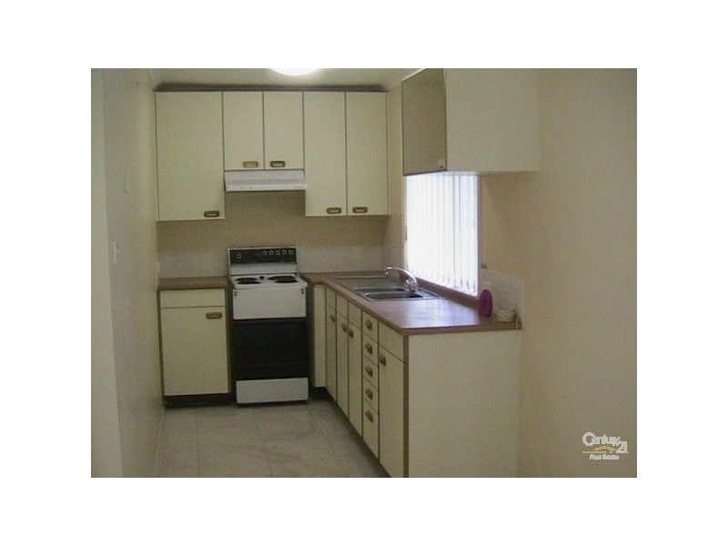 8 Wombourne Rd, Tea Gardens NSW 2324