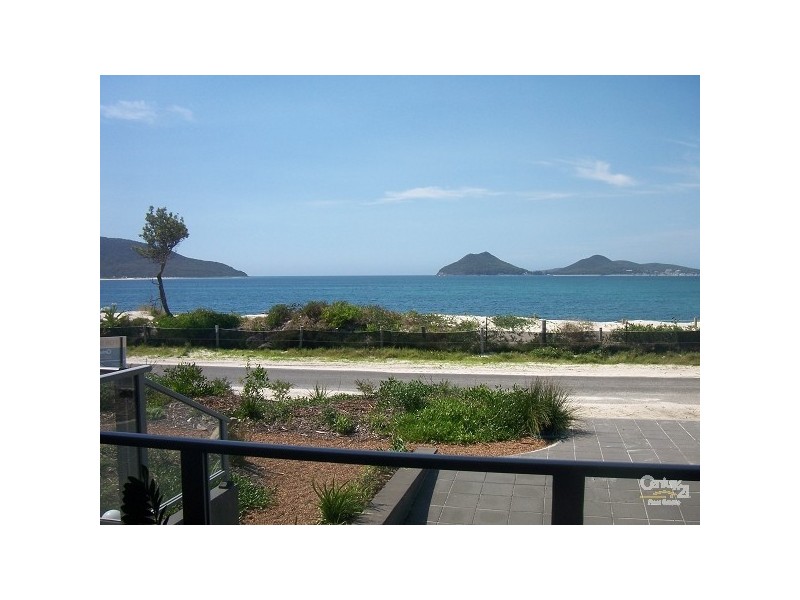 81 The Boulevarde, Hawks Nest NSW 2324