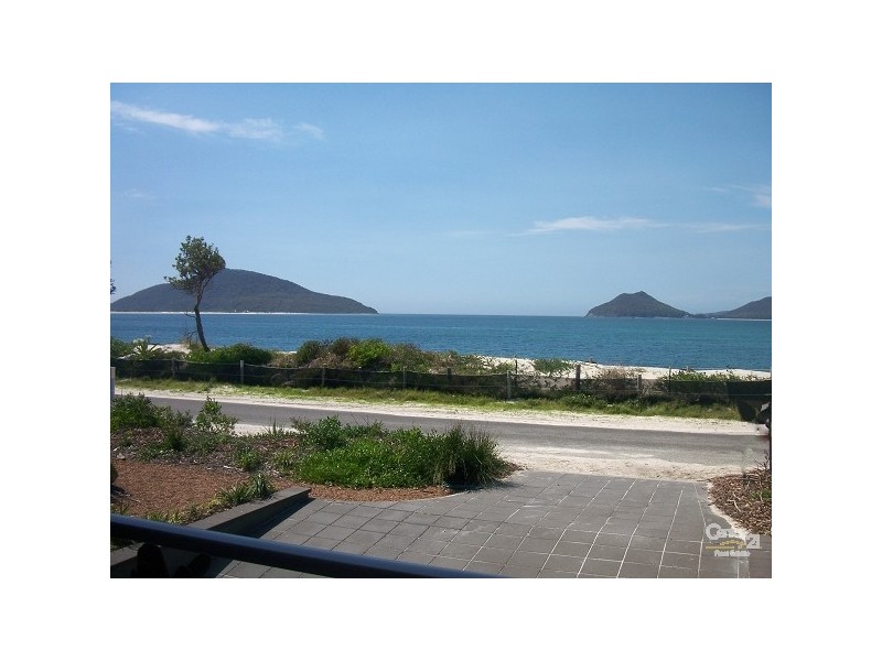 81 The Boulevarde, Hawks Nest NSW 2324