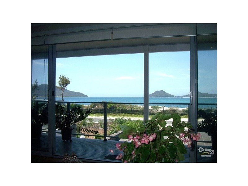 81 The Boulevarde, Hawks Nest NSW 2324