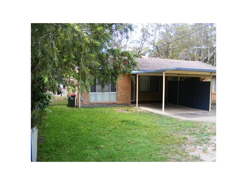 1/6 Cooloon St, Hawks Nest NSW 2324
