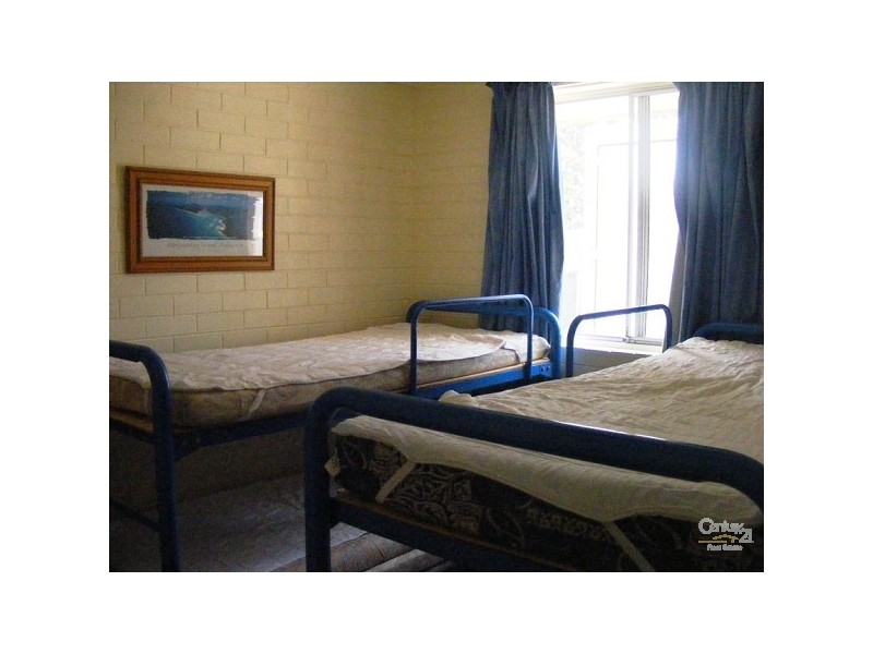 1/6 Cooloon St, Hawks Nest NSW 2324