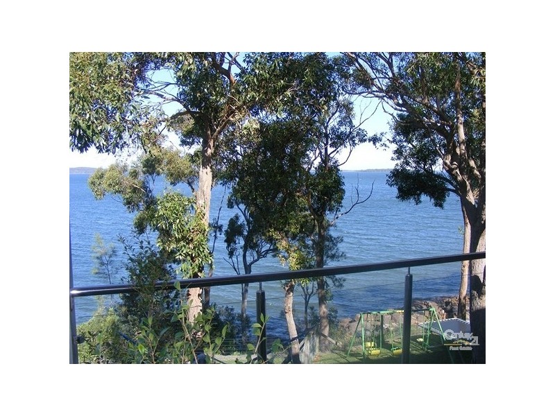 6 The Esplanade, North Arm Cove NSW 2324