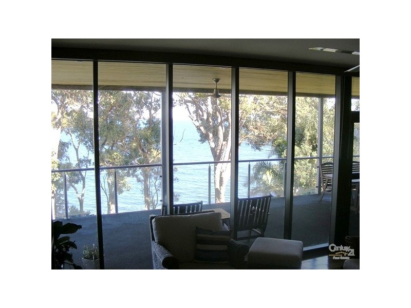 6 The Esplanade, North Arm Cove NSW 2324