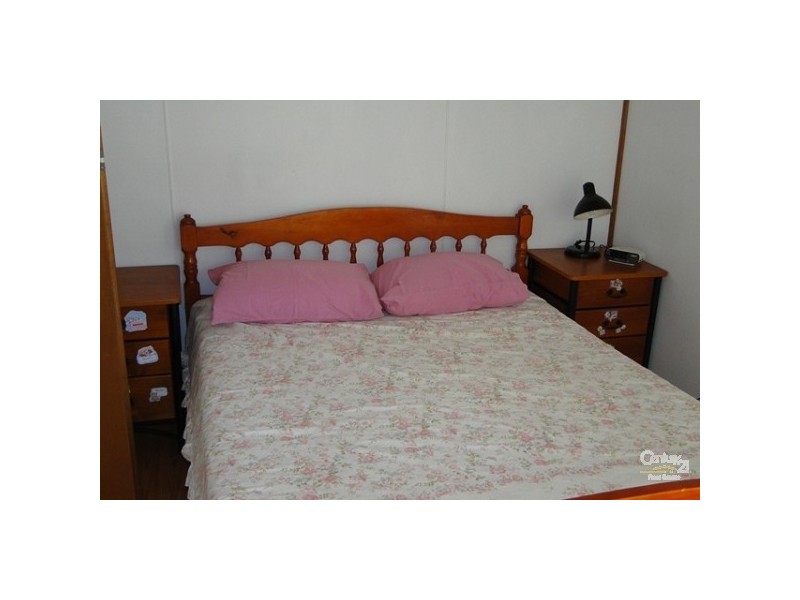 18 Booner St, Hawks Nest NSW 2324