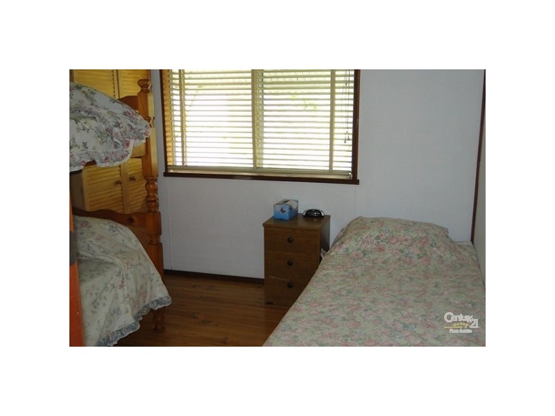 18 Booner St, Hawks Nest NSW 2324
