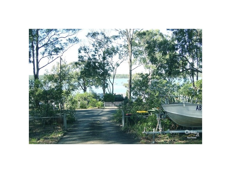 7 Cove Boulevarde, North Arm Cove NSW 2324