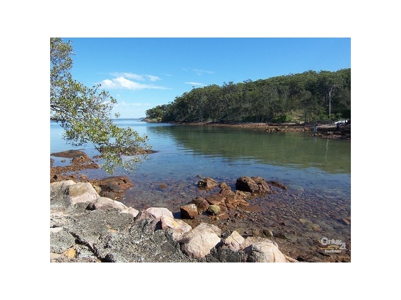 37 The Esplanade, North Arm Cove NSW 2324
