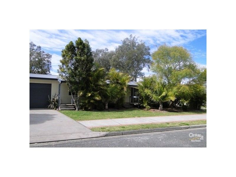 29 Coupland Ave, Tea Gardens NSW 2324