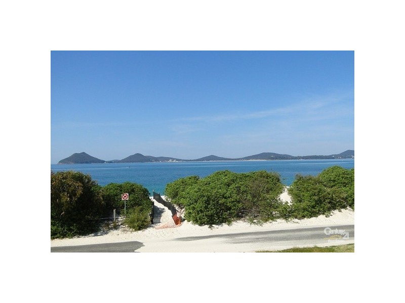95 The Boulevarde, Hawks Nest NSW 2324