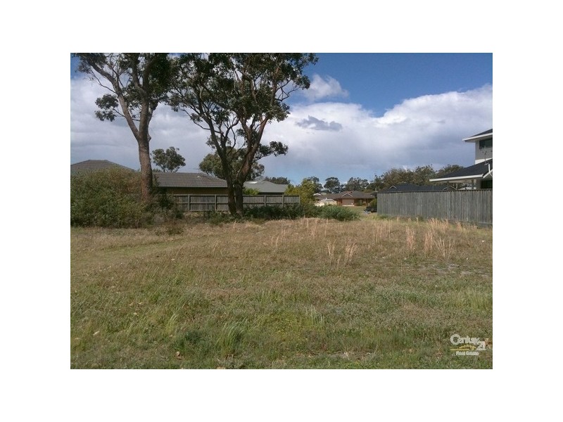 7 Sinclair DR, Tea Gardens NSW 2324