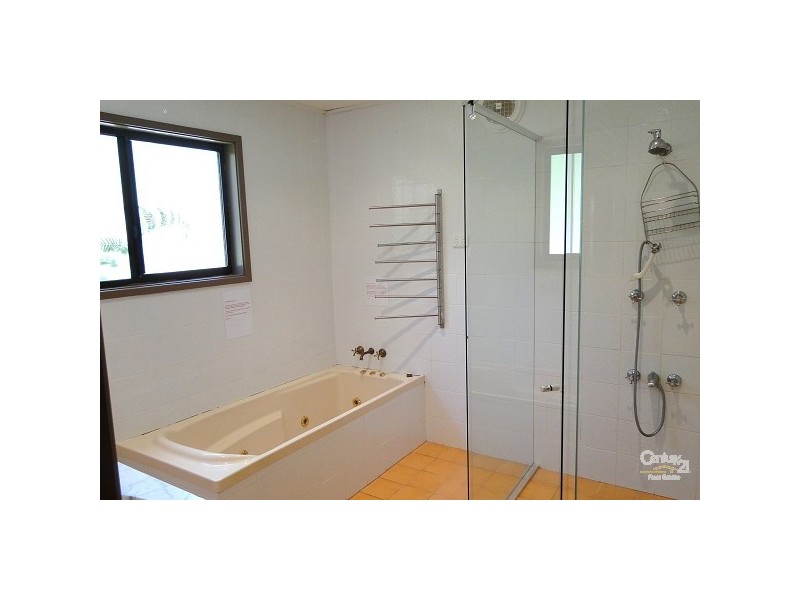 25 Pleasant View Parade, Bundabah NSW 2324