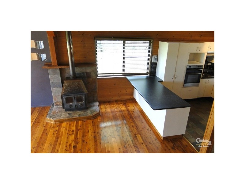 25 Pleasant View Parade, Bundabah NSW 2324