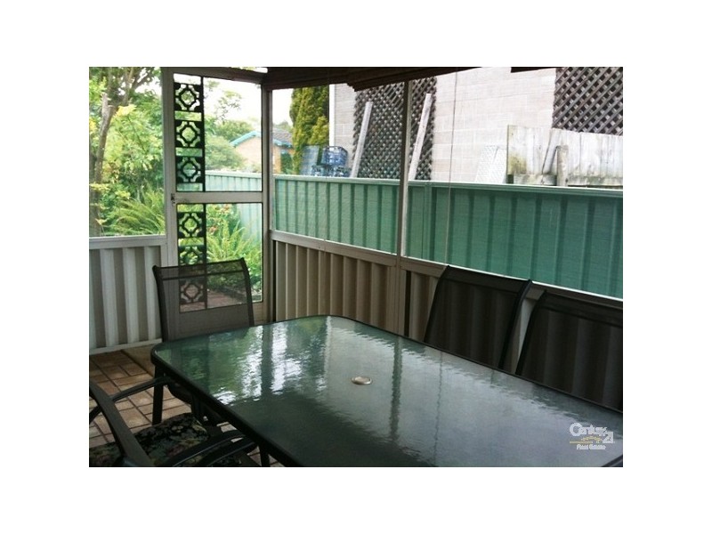 2 Morang St, Hawks Nest NSW 2324