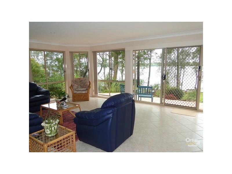 56 Eastslope Way, North Arm Cove NSW 2324