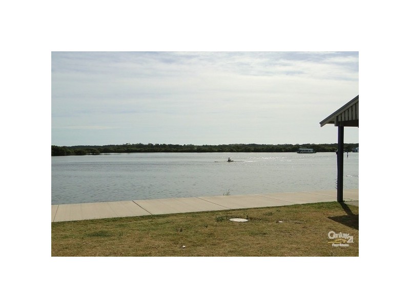 81 Marine Dr, Tea Gardens NSW 2324