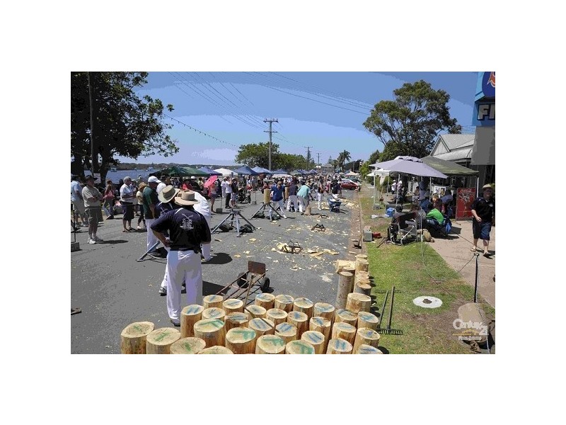 81 Myall St, Tea Gardens NSW 2324