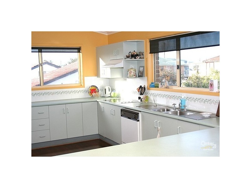 70 Coupland Ave, Tea Gardens NSW 2324