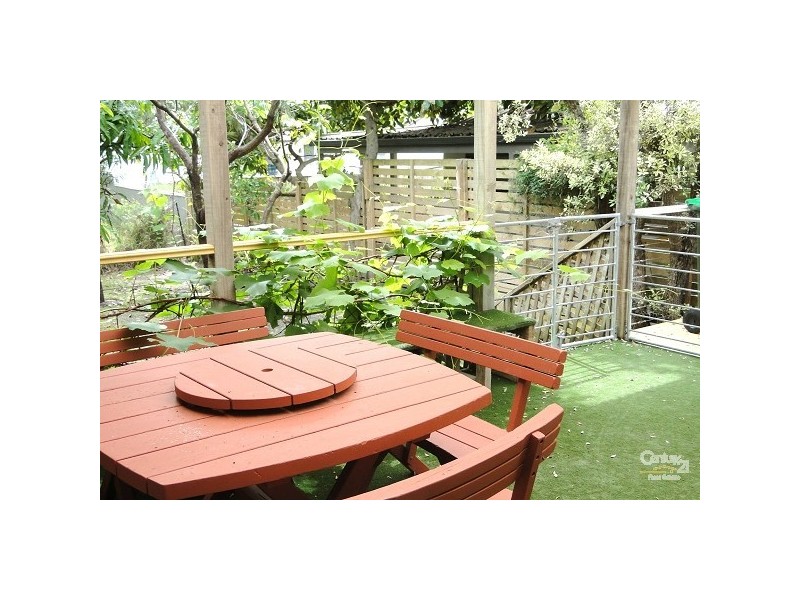 21 Rusell St, Hawks Nest NSW 2324