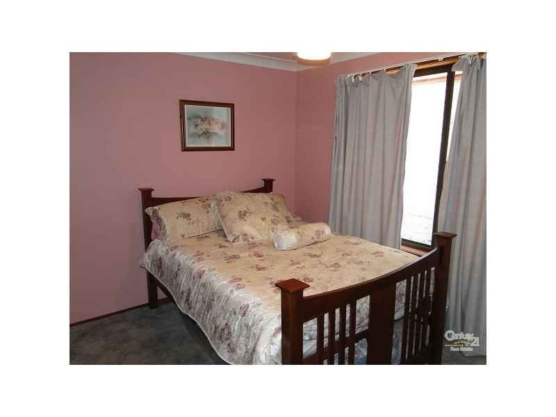 5 Merriwa Boulevarde, North Arm Cove NSW 2324