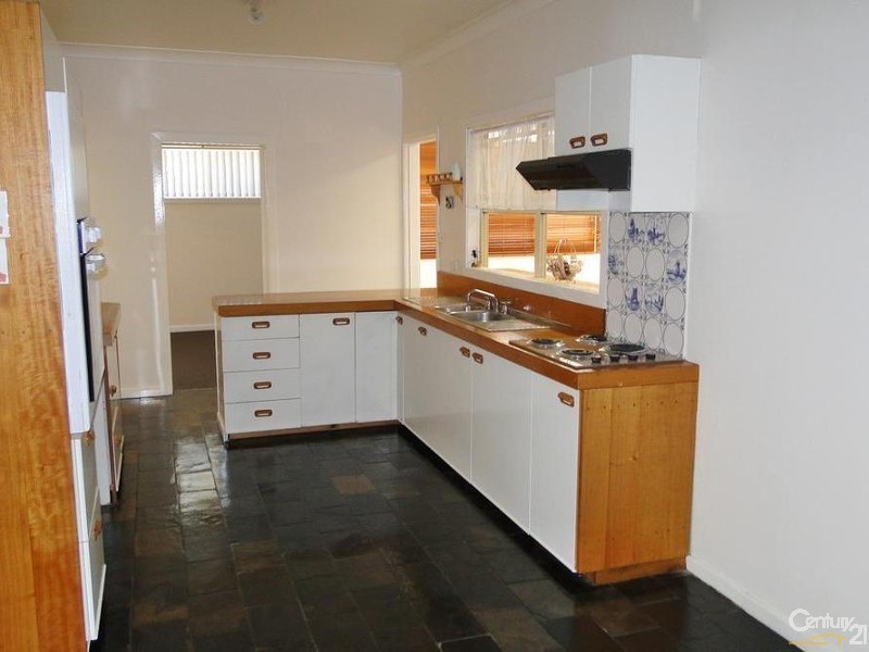75 Booner St, Hawks Nest NSW 2324