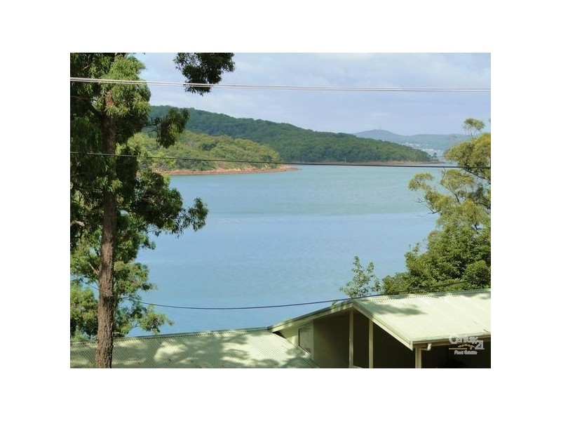 135 Cove Boulevarde, North Arm Cove NSW 2324