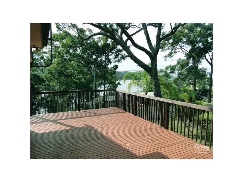 135 Cove Boulevarde, North Arm Cove NSW 2324