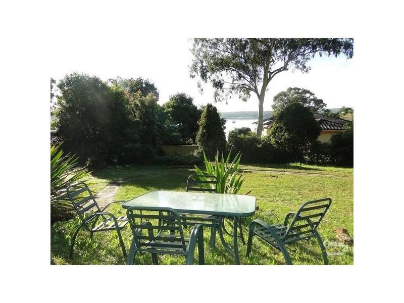 74 Eastslope Way, North Arm Cove NSW 2324