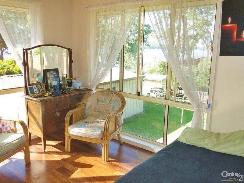 24 Eastslope Way, North Arm Cove NSW 2324