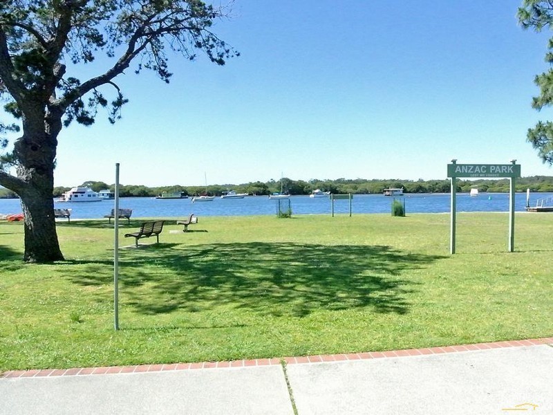 131 Marine Dr, Tea Gardens NSW 2324
