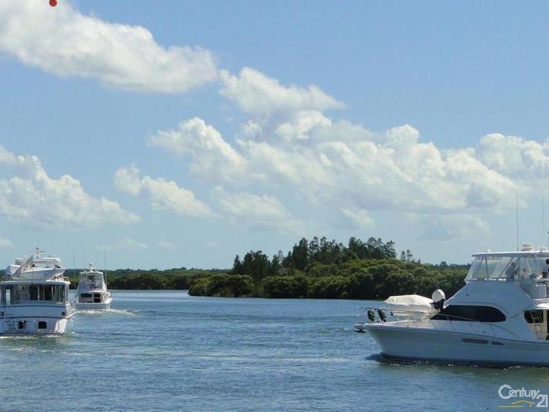 131 Marine Dr, Tea Gardens NSW 2324