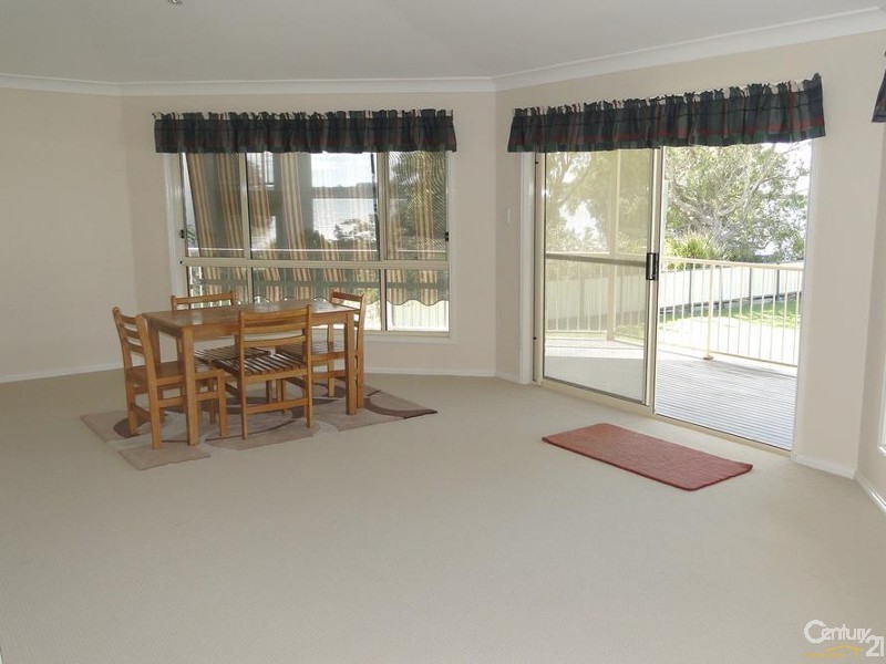 55 Wombo St, Pindimar NSW 2324
