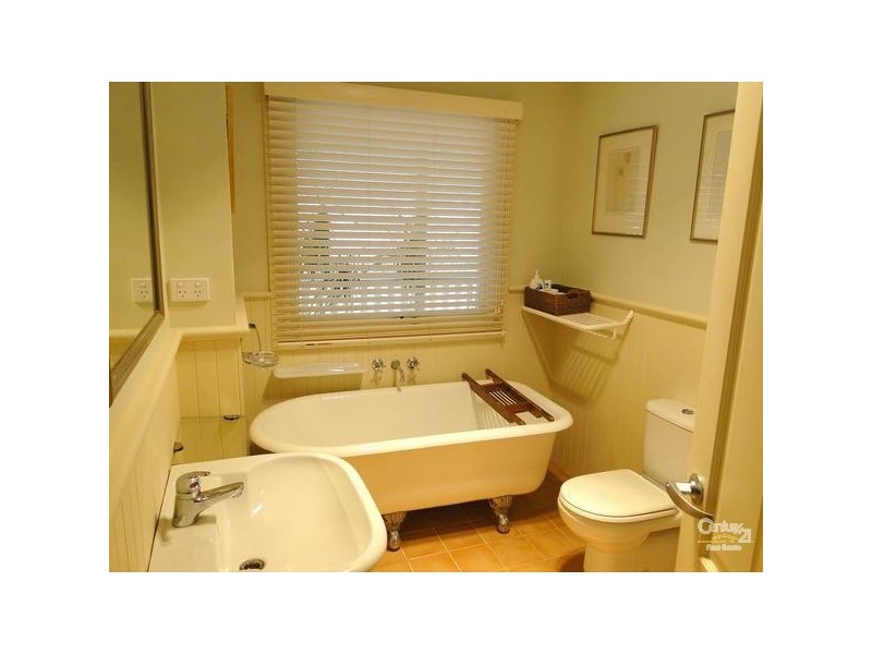 49 Point Ct, North Arm Cove NSW 2324