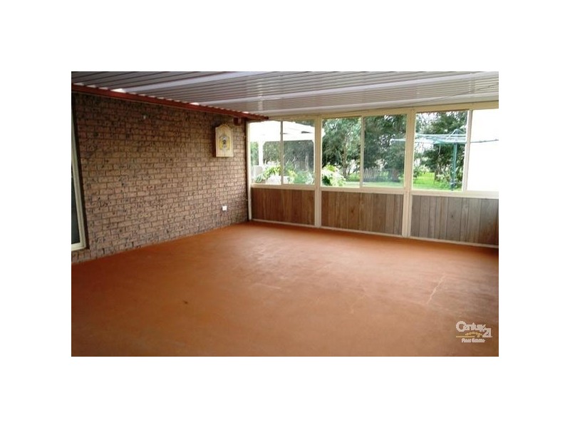 31 Myall St, Tea Gardens NSW 2324