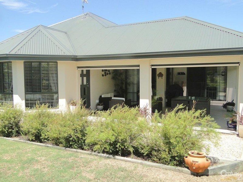 5 Windward Circuit, Tea Gardens NSW 2324