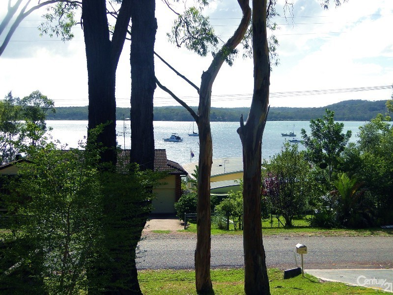 53 Eastslope Way, North Arm Cove NSW 2324