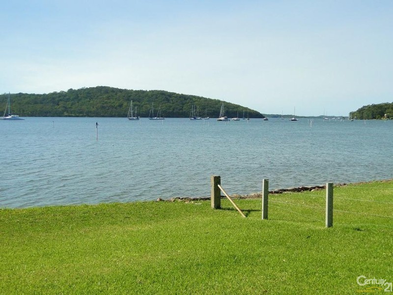 22 Merriwa Boulevarde, North Arm Cove NSW 2324