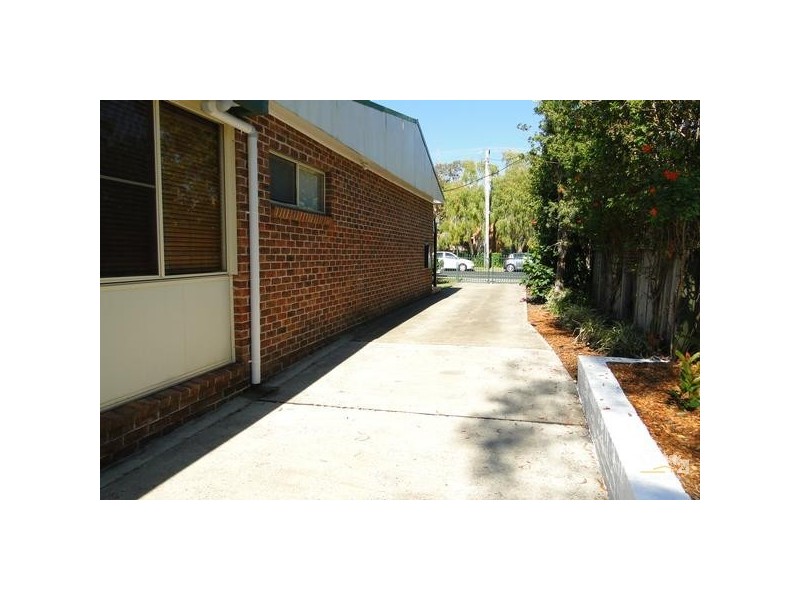 75 Booner St, Hawks Nest NSW 2324