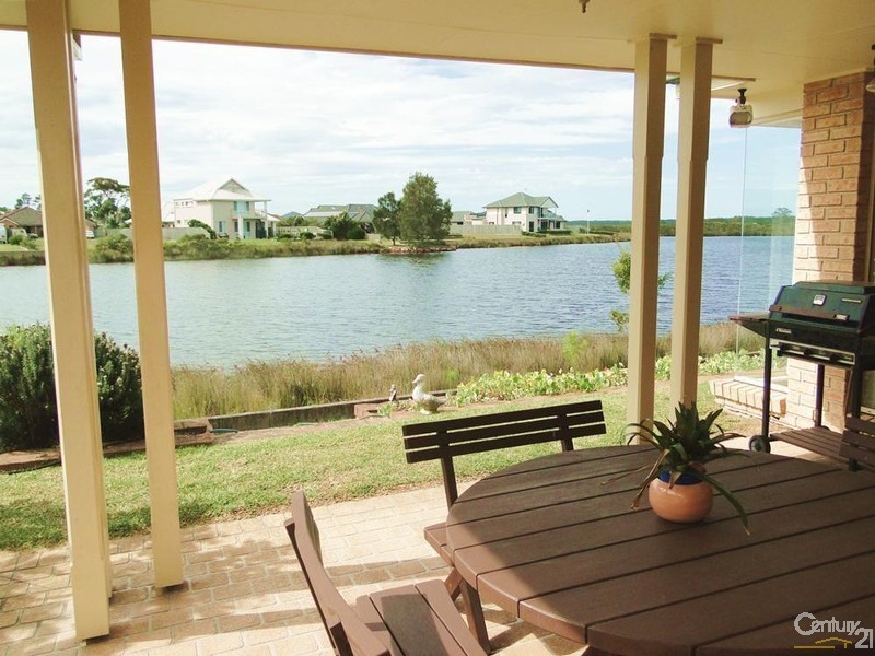 Tea Gardens NSW 2324