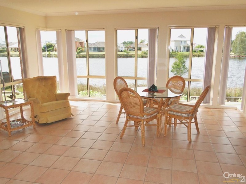 Tea Gardens NSW 2324