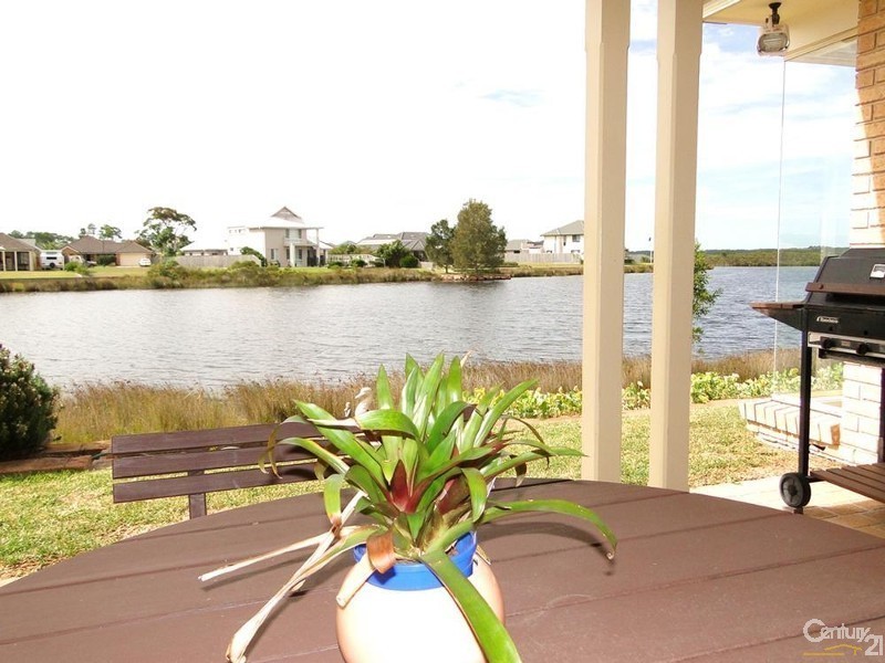 Tea Gardens NSW 2324