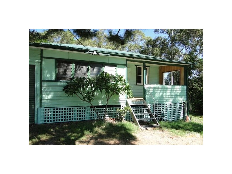 14 Yamba St, Hawks Nest NSW 2324