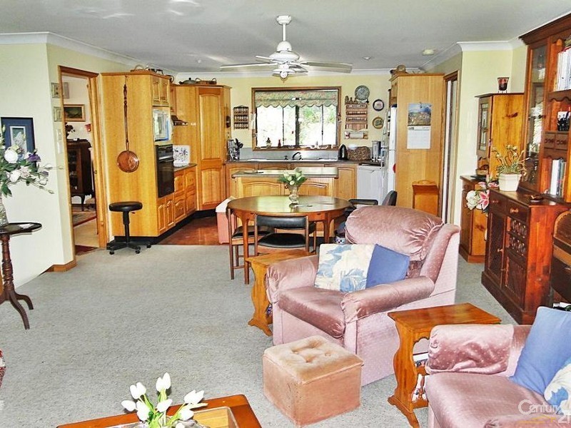 26 The Esplanade, North Arm Cove NSW 2324