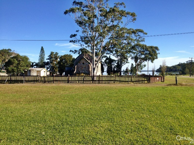 7 Church St, Carrington NSW 2324