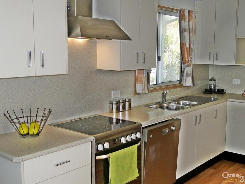 103 Eastslope Way, North Arm Cove NSW 2324