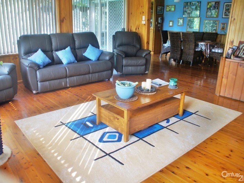 8  George St, Karuah NSW 2324