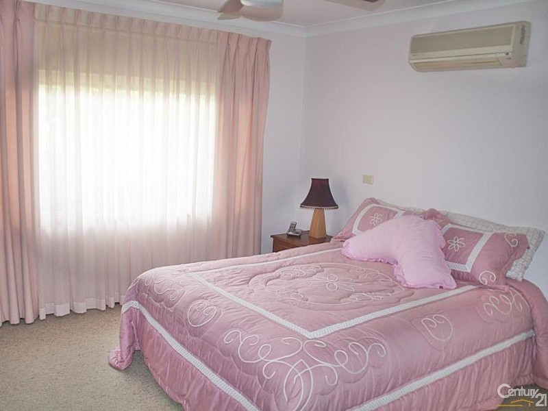 8  George St, Karuah NSW 2324