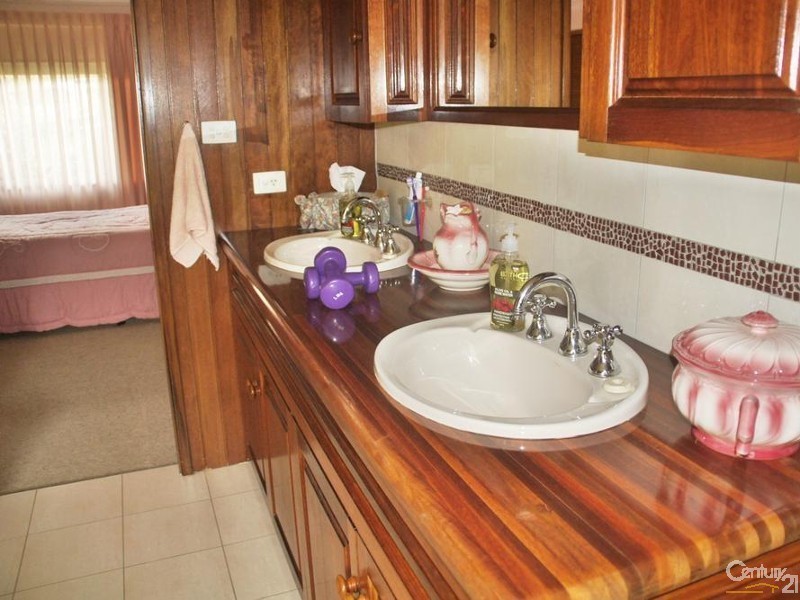 8  George St, Karuah NSW 2324