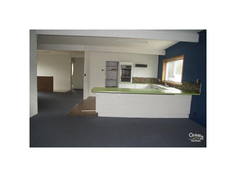 4a Yamba St, Hawks Nest NSW 2324