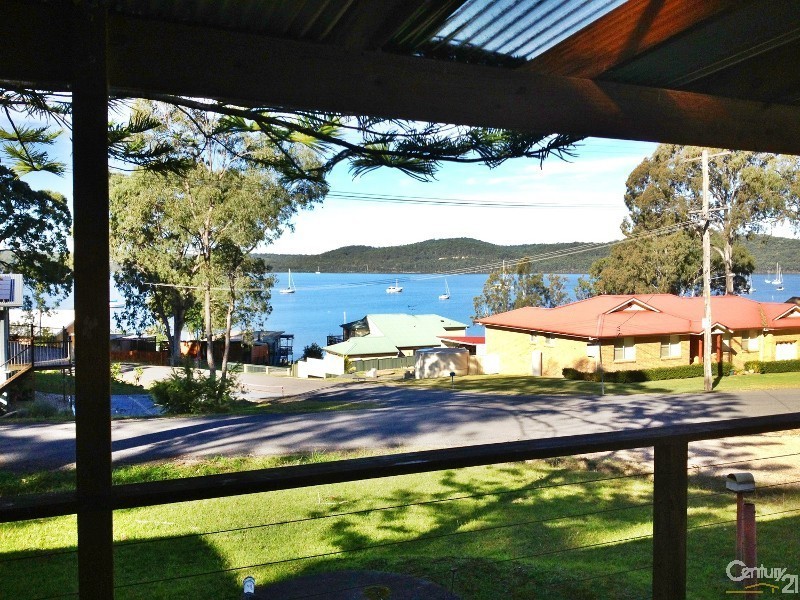41 Eastslope Way, North Arm Cove NSW 2324